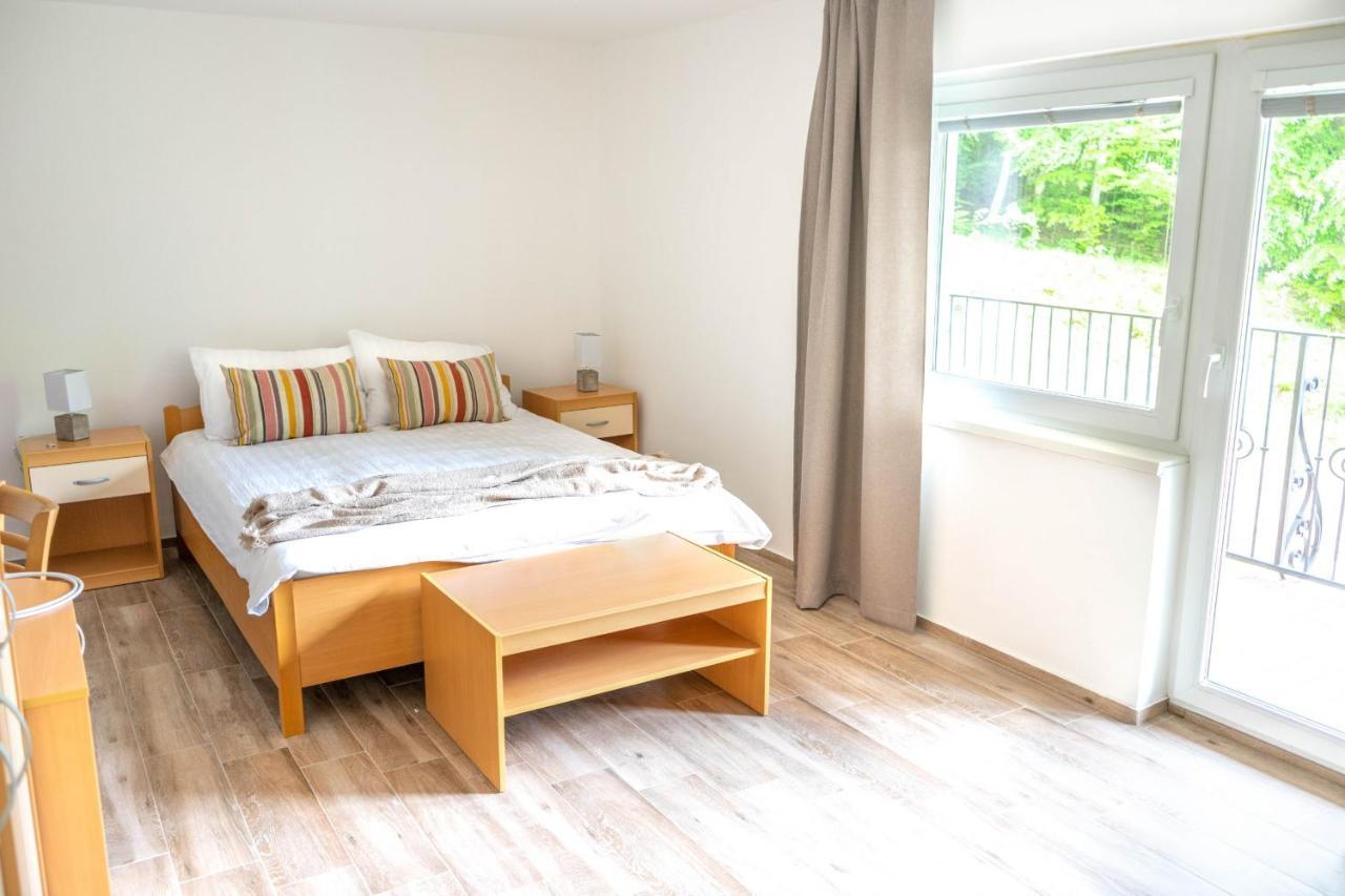 Zelena Oaza Bed & Breakfast Zgornja Kungota Bagian luar foto