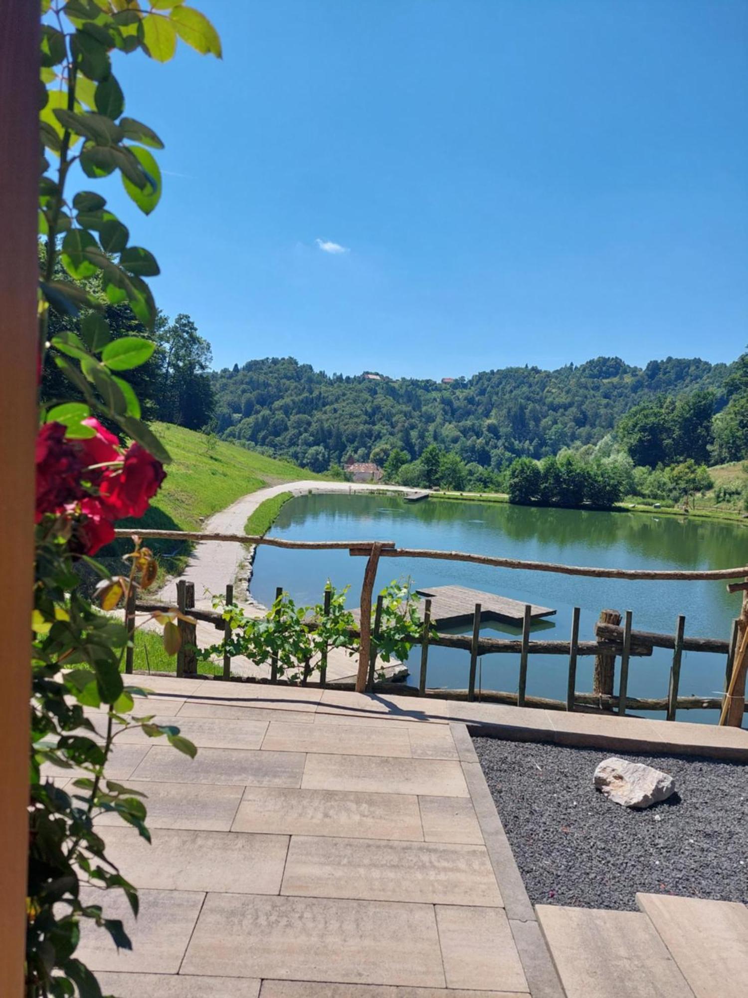 Zelena Oaza Bed & Breakfast Zgornja Kungota Bagian luar foto